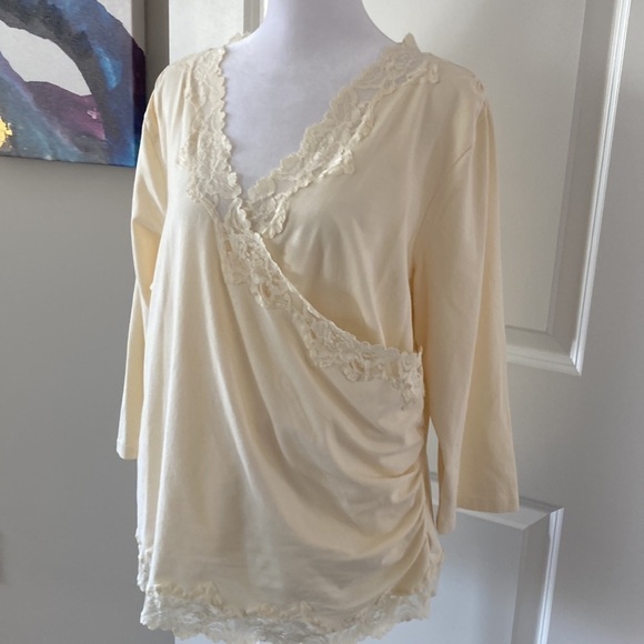Coldwater Creek XL lace top crossover ivory 3/4 sleeves - Picture 4 of 10